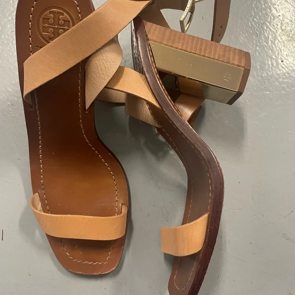 Tory Burch, Leather Heels